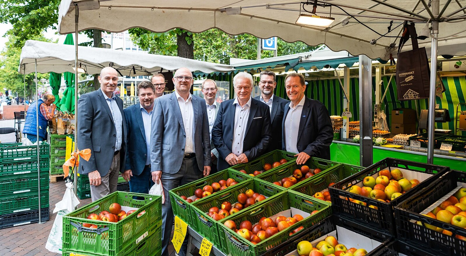 Treffen auf dem Duisburger Bauernmarkt